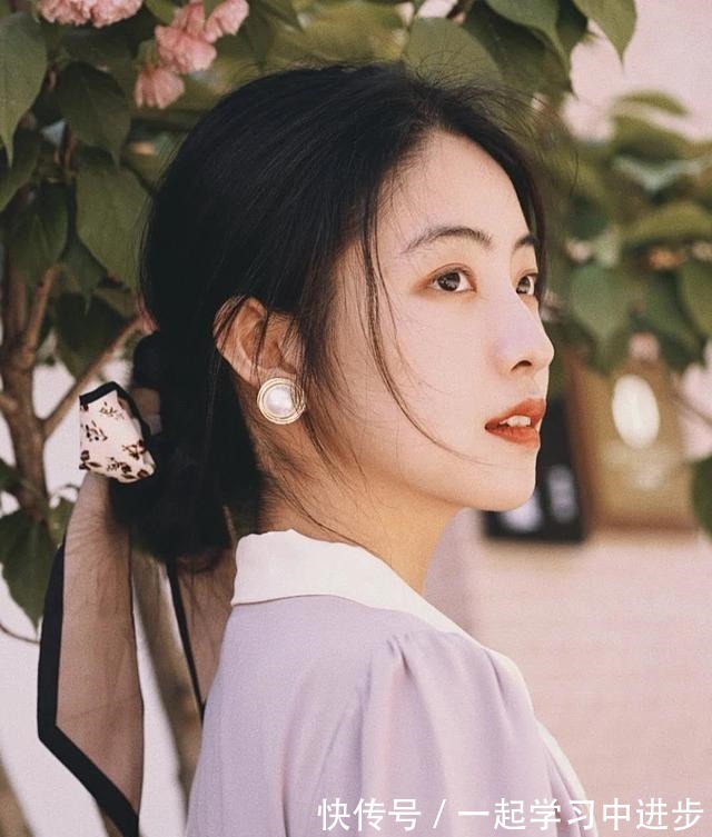 彭璐 别再披头散发了!小个子吸晴显高的几款发型,太美了!