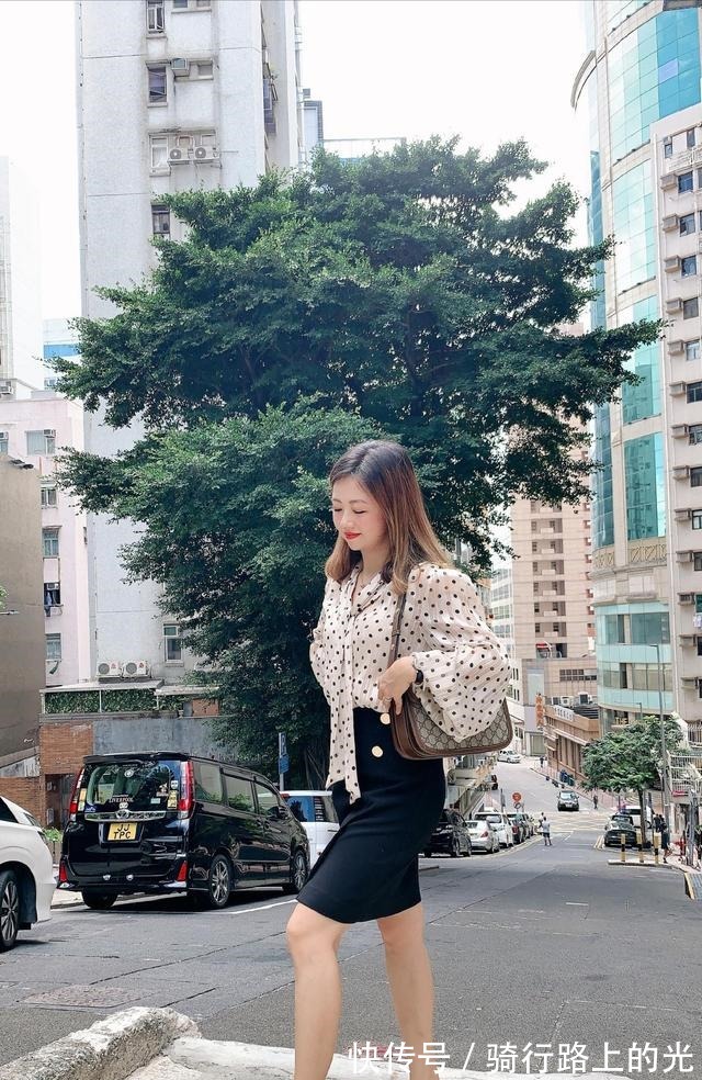 搭配 女人再懒,也别老穿平底鞋,今夏流行“高跟鞋配裙子”,优雅时髦
