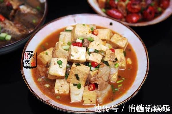 公公来吃饭,我准备4道下酒菜,公公开心的直乐:来1斤白酒