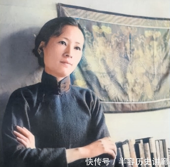 历史上过目难忘瞬间:林徽因画的袋鼠,梦露一袭长裙踢足球,兵马俑旁的女王