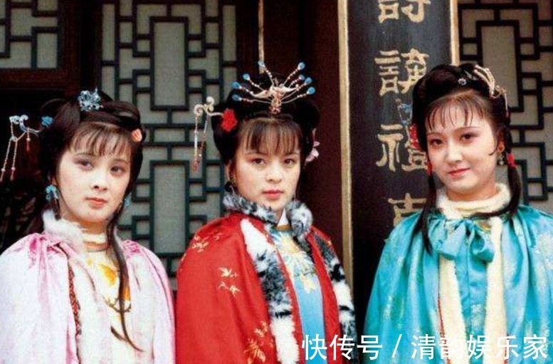 宝玉@大观园女儿们的爱好,王熙凤是治家,林黛玉是葬花,薛宝钗是什么