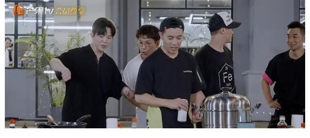 言承旭|《哥哥》五公分組曝光，李承鉉張晉鎖定冠軍隊長頭銜，大灣區(qū)被拆