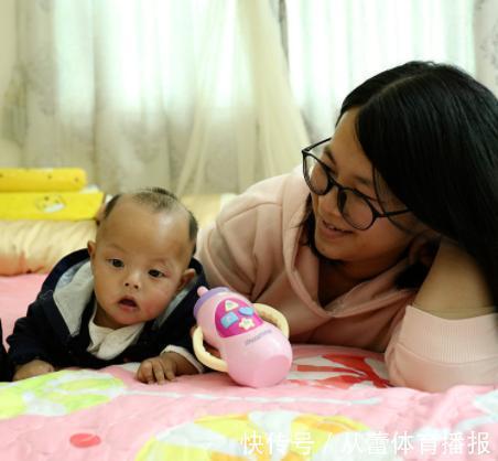 带娃|带娃时,做好“晨起2坚持,饭时3不做”,宝宝将来会感谢你的