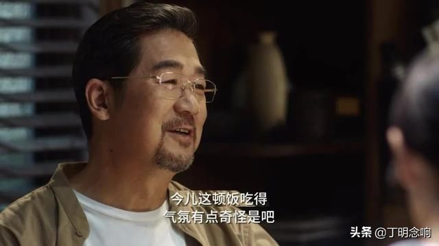 《小舍得》一场饭局让人如此尴尬，却又如此现实的继续追下去