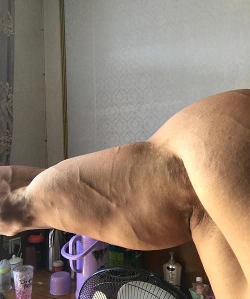 肌肉|95后健身小伙,坚持健身十余年,网友:肌肉精神小伙