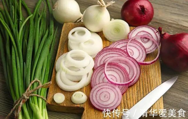 血管|血液粘稠的人，身体2处会发出信号，若没有，血管还比较畅通