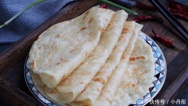 手抓饼|面粉别做包子,教你懒人吃法,做一次30天不用早起,天天吃都不腻