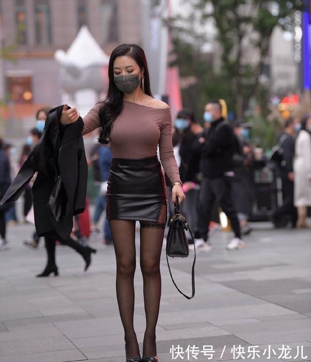 白色|收放得体的连衣裙更加清新靓丽,时尚百搭又耐看,清新减龄