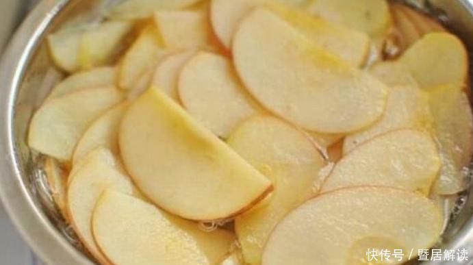 苹果|苹果和此物一起煮,睡前一碗,睡眠香,气血足,女人多喝不显老!