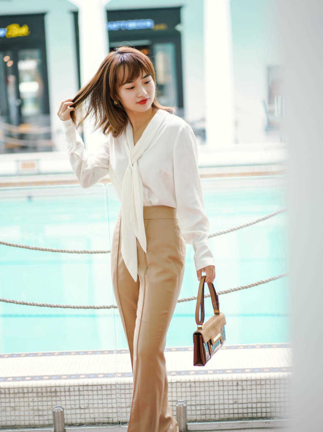 时尚|大方得体的穿搭,时尚又简约,任何场合的标配