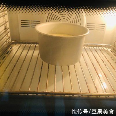 蛋白霜|轻乳酪蛋糕中午刚做完，晚上又想吃了