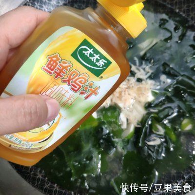 裙带菜豆腐汤|用裙带菜豆腐汤 可以勾住家人的胃