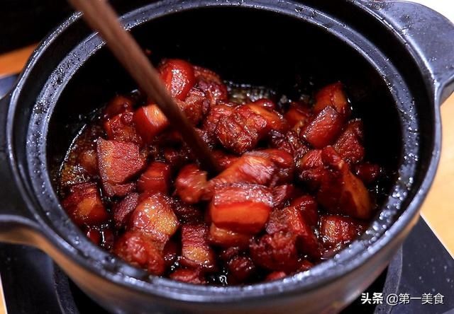 啤酒|红烧肉最忌讳焯水，厨师长教你一招，肥而不腻又去腥，家人都爱吃