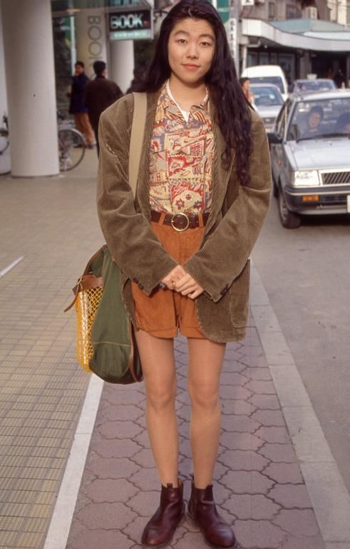 多潮|90年代的日本街拍有多潮？素人都背LV、香奈儿，大牌傍身好时髦