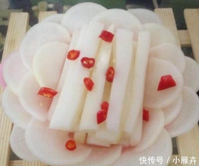 萝卜真|现在腌萝卜最合适,不放盐不放水,一天就可以吃,爽脆入味超下饭