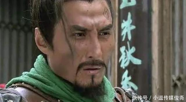 林冲和鲁智深结拜得快,裂痕来得也快,全因林冲上梁山前干的蠢事