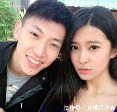 易建联|刘晓宇前女友钟鹿纯喊话易建联:别睡了!随后删除微博,说喝醉了