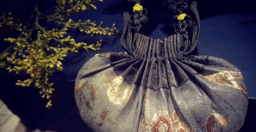 茴香醚|不用吃, 只要放在枕头边闻一闻, 秒治失眠、颈椎病!