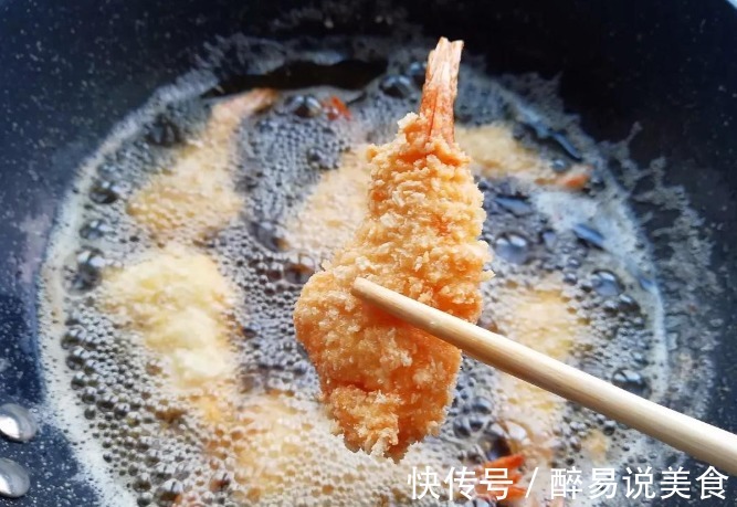 炸鱼后,油太腥扔掉太可惜!掌握这2种方法,“腥油”变“香油”