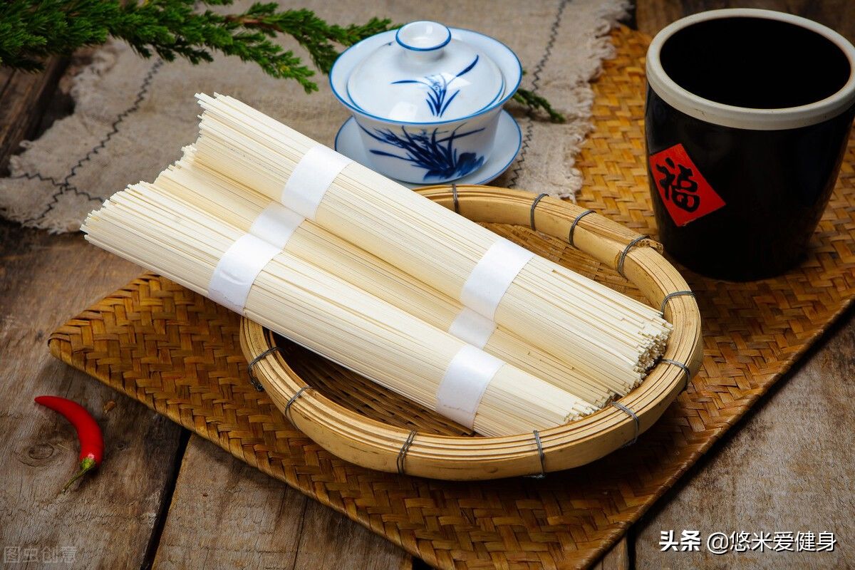 碳水化合物|经常喝蛋白粉，能不能起到增肌的效果呢？