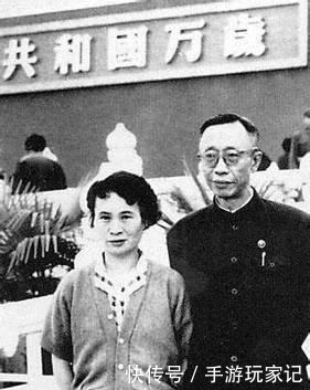 溥仪|溥仪61岁死于尿毒症，临终前久久不肯咽气，遗言让在场人叹息