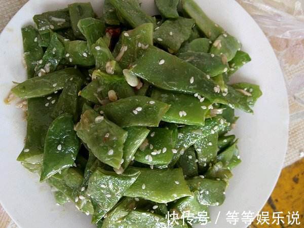 扁豆此做法最正宗,保证你一盘不够吃,色香味俱全,吃一口满嘴香