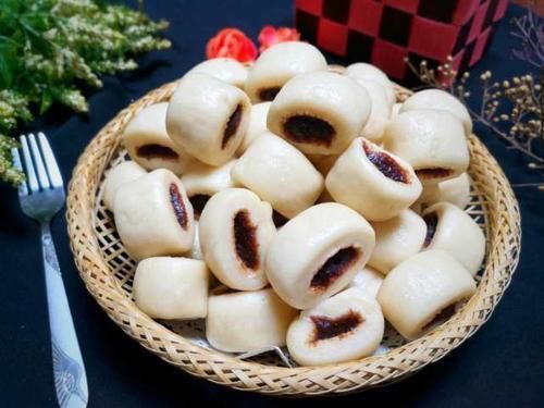 面包|最近儿子迷上这个早餐,比面包口感松软,满满都是料,特好吃