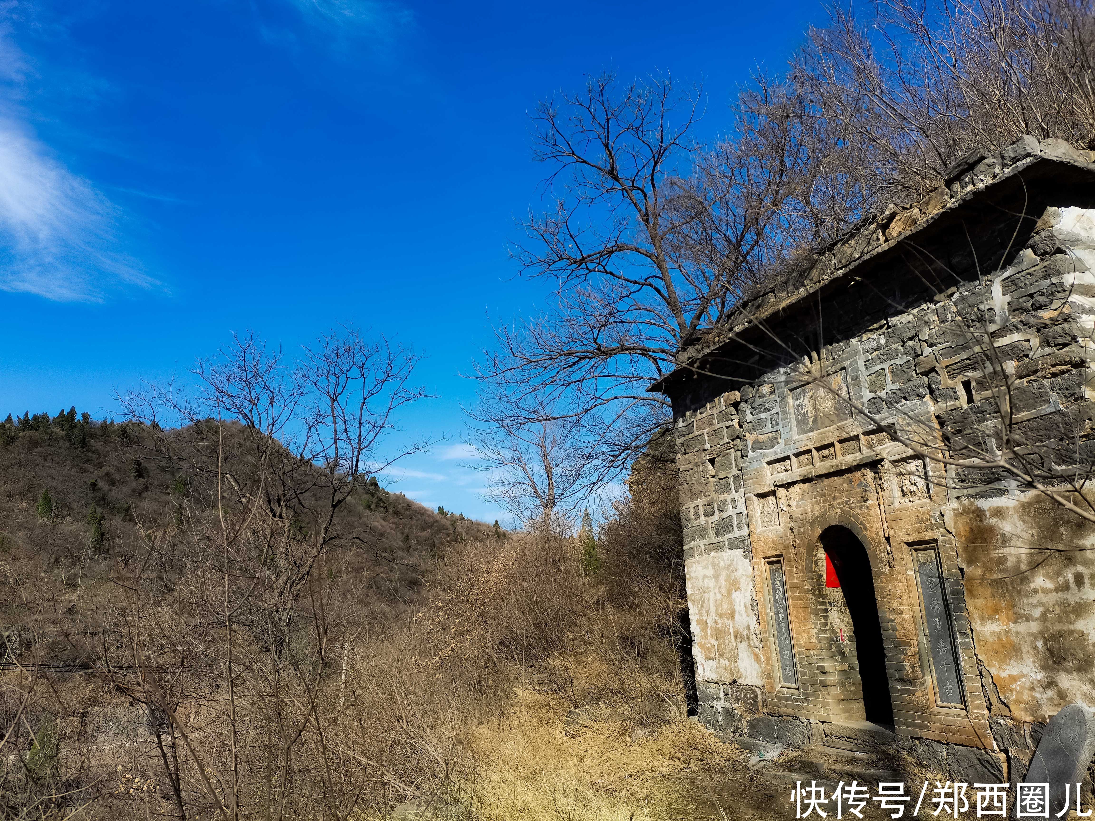 中年|郑州这个春天来得有点早 徒步环游穆桂英寨小龙池赏山桃花