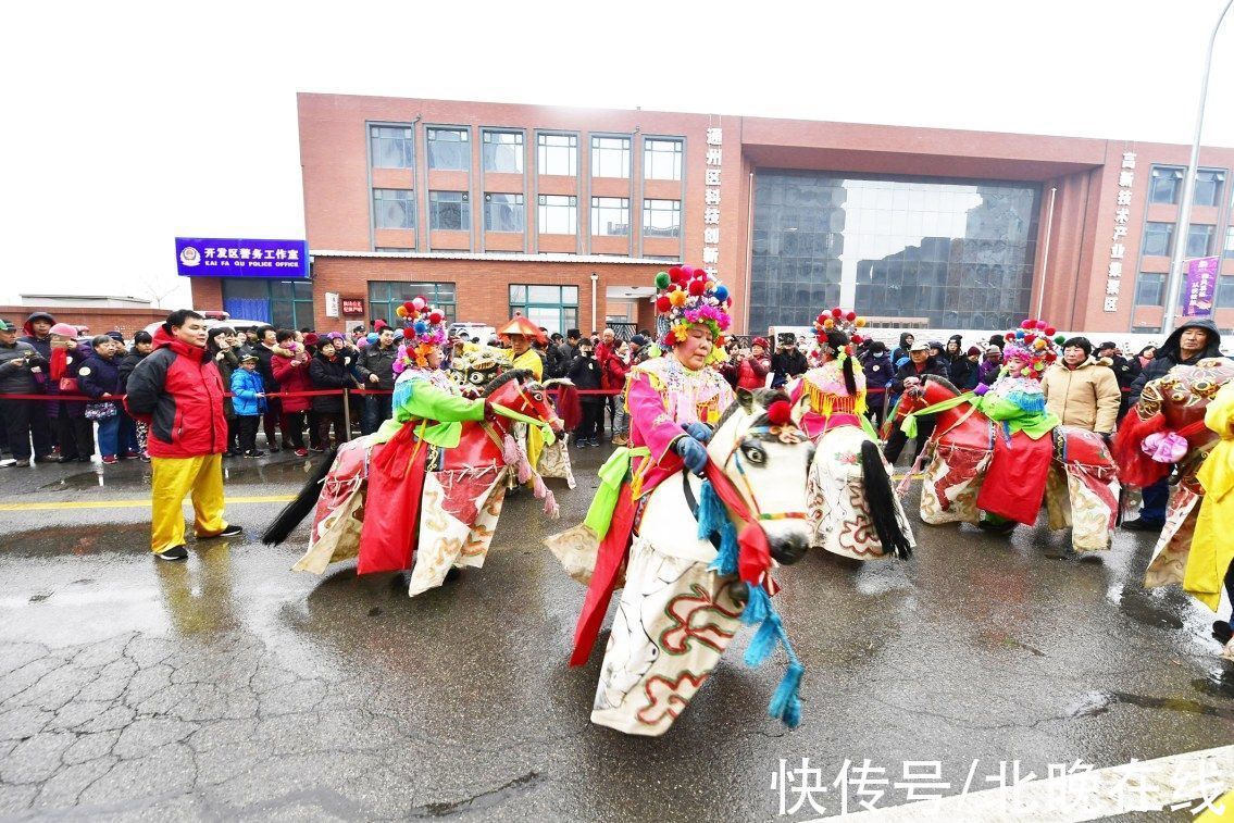 武跷|探访京城大运河畔年味儿：龙灯会、小车会、高跷会，不见不散