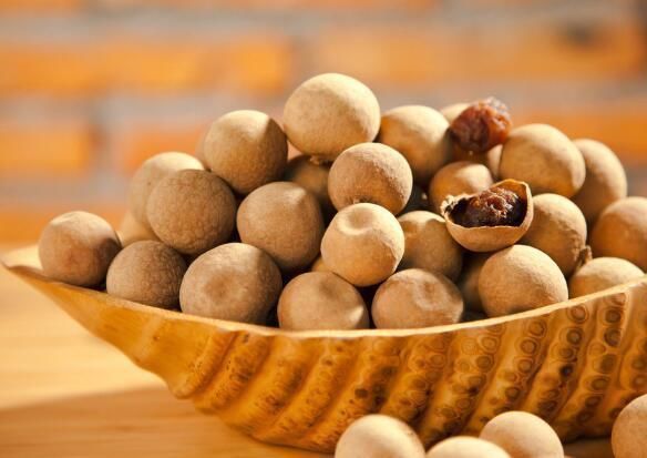 食用|桂圆不是你想吃就能吃的, 这些人一口也不能多吃!