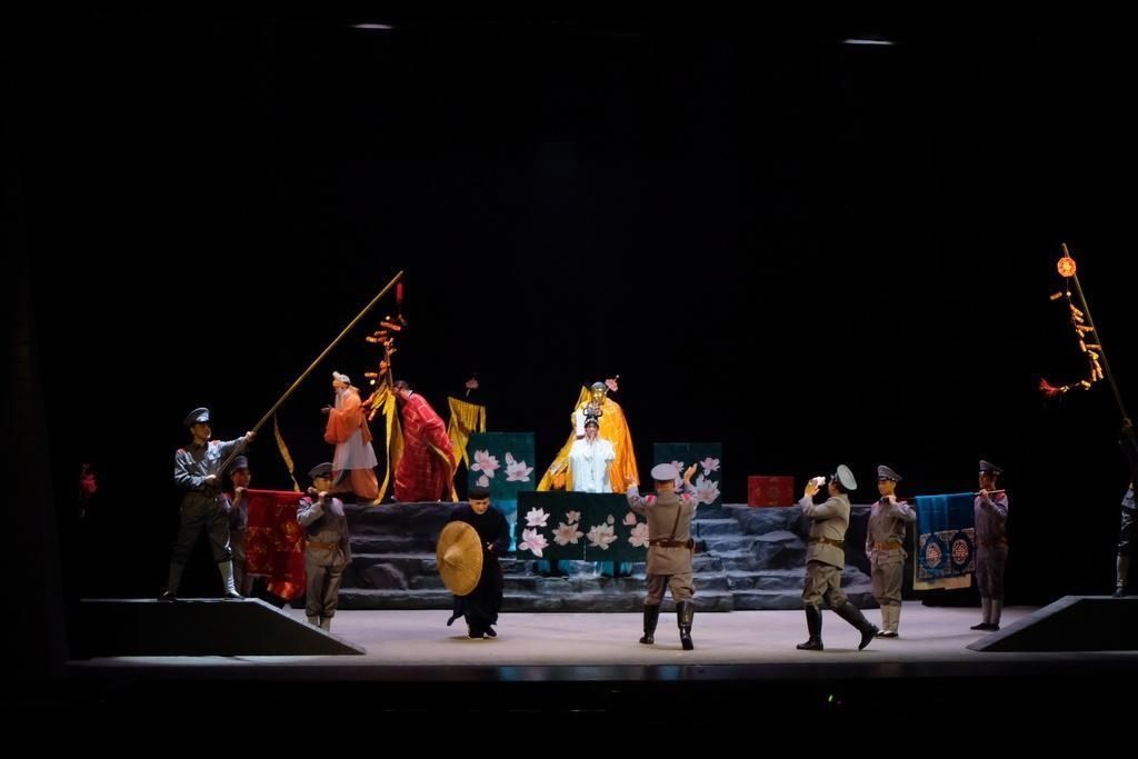 视频|复排版经典川剧《变脸》到底怎样?彩排对公众开放,首批观众这样说……