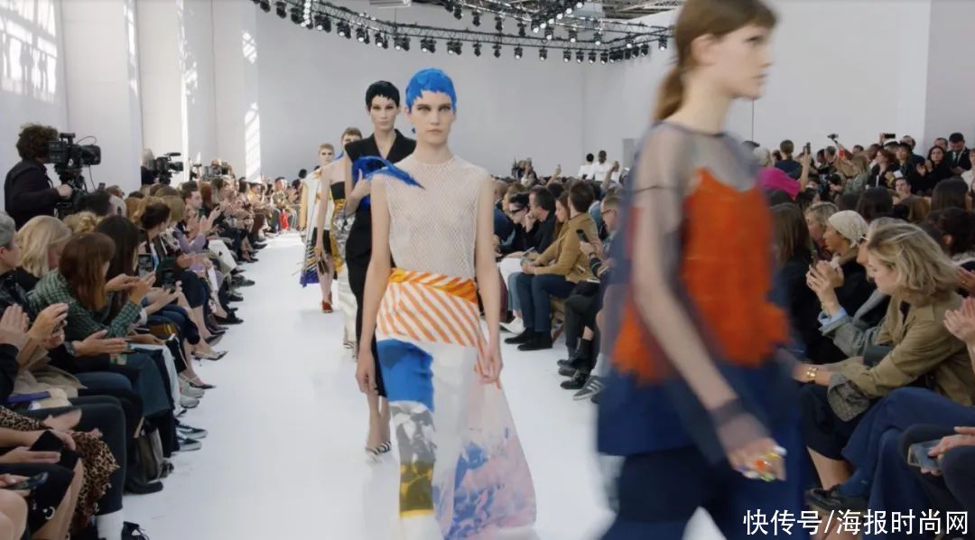 新中式风|穿旗袍、戴玉石、玩发簪...新中式风是时候逆袭了