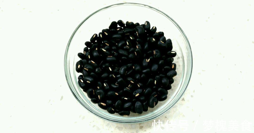 铁皮石斛|黑豆这样做,我家常年不断,每天吃一点,健康养生