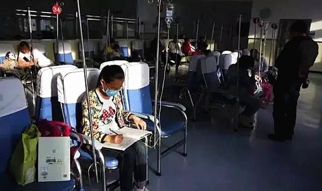 衡水中学|国内儿童到底有多累?9张日常照片看哭万千父母:童年可以轻松吗