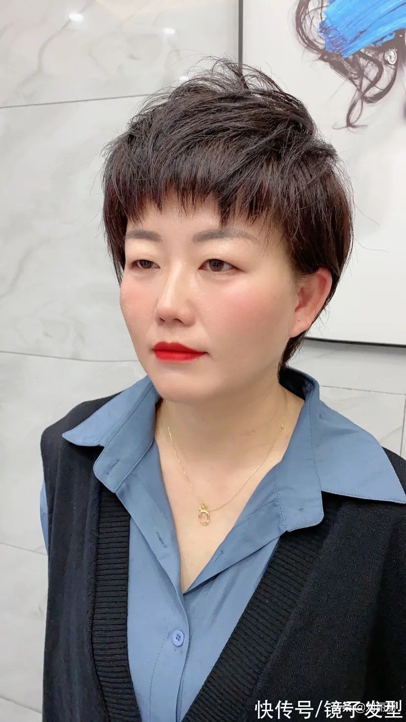 短发|发型别再乱剪了，新人气女发20款送给大家，很美很心动