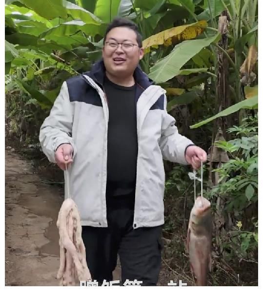 半噸先生回來(lái)了！多個(gè)作品恢復(fù)，錄制模式改變，“鹽王爺”消失