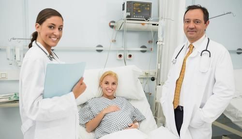 隐私|妇产科男医生,面对女患者“隐私”部位,怎样巧妙化解彼此的尴尬