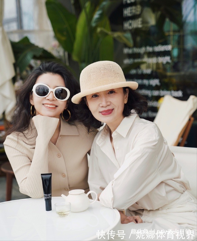 优雅 三木母女凭什么优雅?“一个理论+穿搭”关键词拆解,太值得借鉴