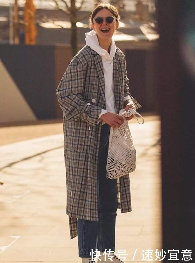 小腿肚中间|最近火了一种新穿法,叫“过膝不过踝”,时尚保暖,小个子也适合