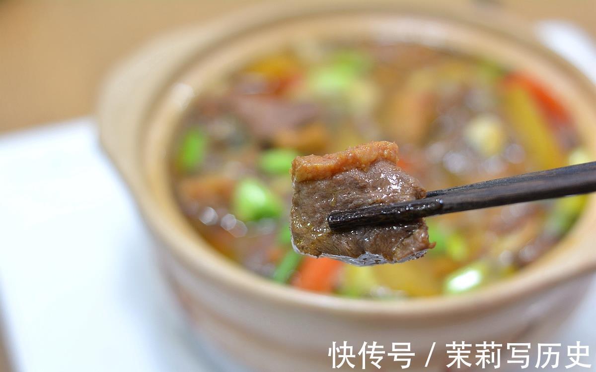 入味|浓香入味的土豆焖鸭,口感一点儿不输黄焖鸡,低脂少油更省事