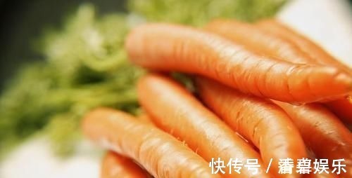 胡萝卜素|2岁小男孩，食管漏了，两次大手术保命，奶奶悔哭：我太无知了