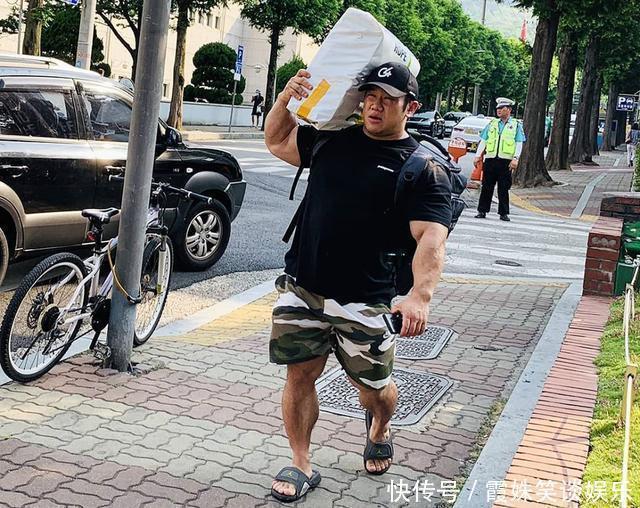 普拉提|身高不到170厘米的肌肉巨兽,比肩鹿晨辉,腿太粗了