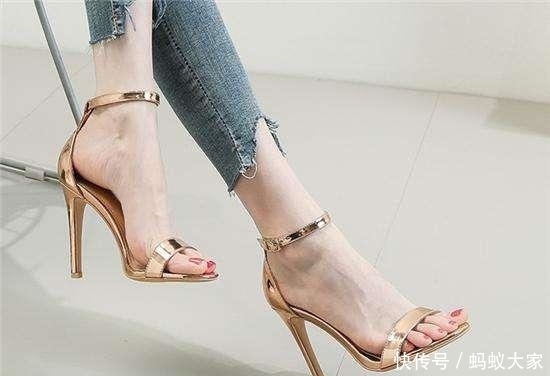 凉鞋|时髦高跟凉鞋,将双脚衬托的非常显气质