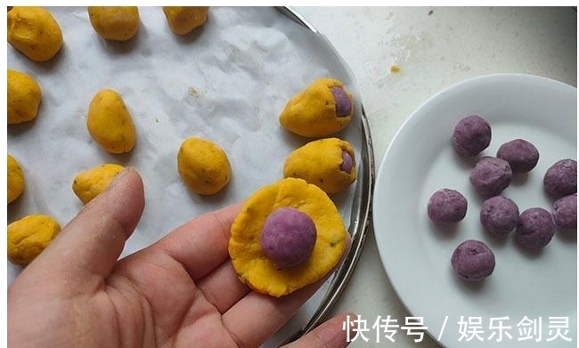马铃薯淀粉|立秋后,多给孩子吃瓜菜,不煎不烤,食材拌好蒸一蒸,筋道美味
