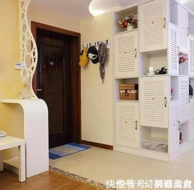 墙面|去朋友家串门,一进门就被鞋柜惊艳到了,真是漂亮又实用