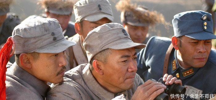 楚云飞|《亮剑》 楚云飞来到李云龙墓前, 失声痛哭道不该如此啊!