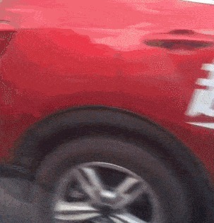 |搞笑GIF:大叔用什么牌子的洗发水,头发如此飘逸