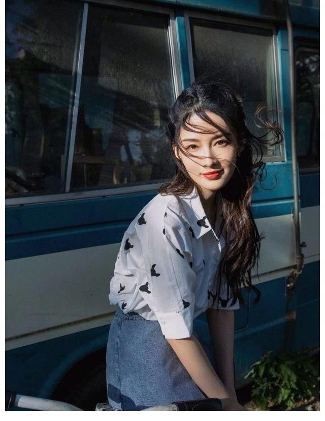 嘉宾|恋爱综艺《机智的恋爱》首播金句频现，李沁的恋爱观好成熟