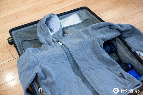 地平线 彪悍的人生不需要解释 ~ 又能打又能看的地平线8号大旅行家行李箱