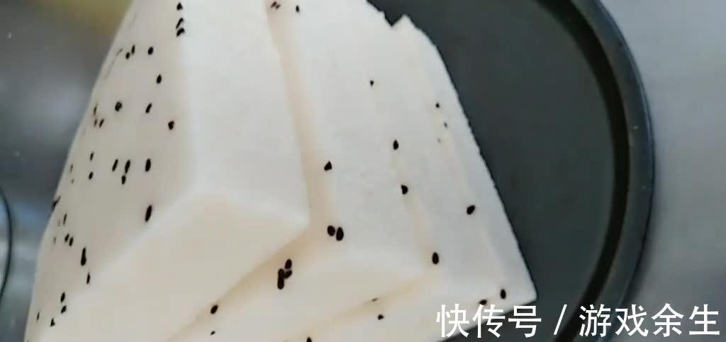 面点师傅教你做奶香发糕,暄软蓬松奶香浓郁,大人孩子都爱吃